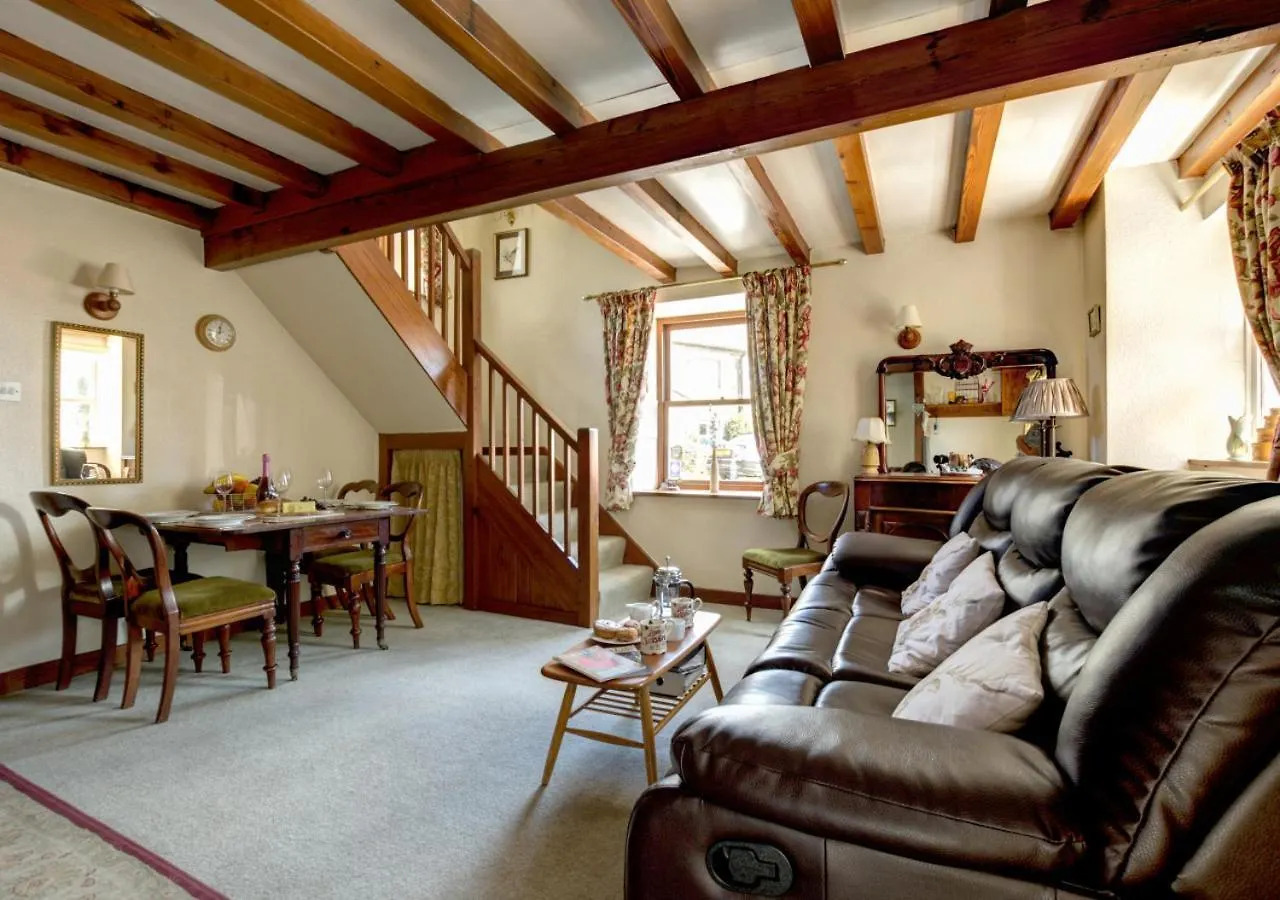 East Cottage Thwaite