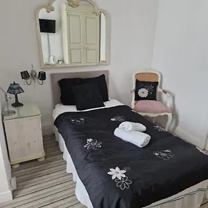  Hotel Southcliffe