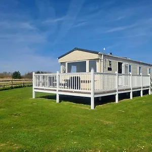  Holiday park N & V Caravan Le Mere